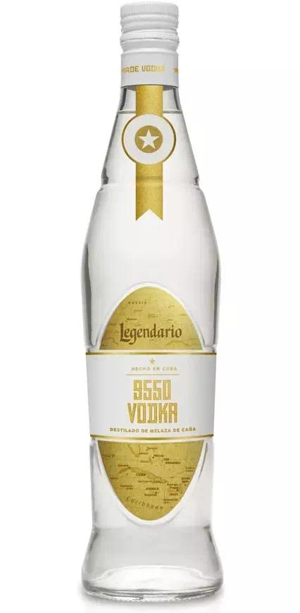 Водка тростниковая Легендарио "9550"