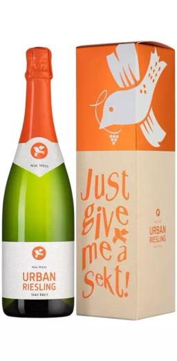 Игристое вино Ник Вайс "Урбан" Рислинг Зект Брют