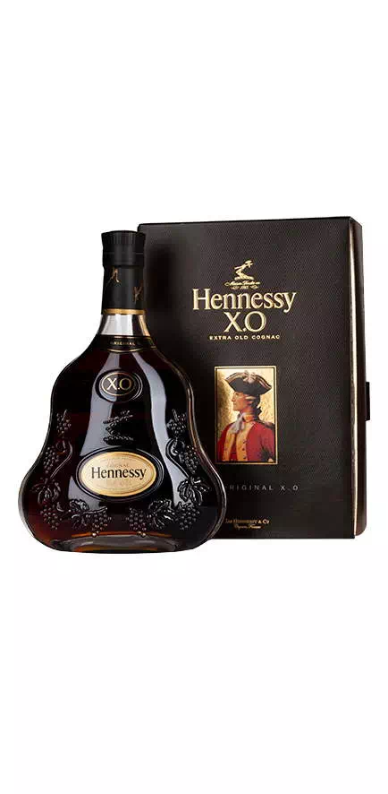 Цена коньяка хеннесси 0.7. Хеннесси Хо 0.5 Cognac. Hennessy very Special Cognac черная коробка. Hennessy XO 2009 год. Французские коньяки Хеннесси Хо.